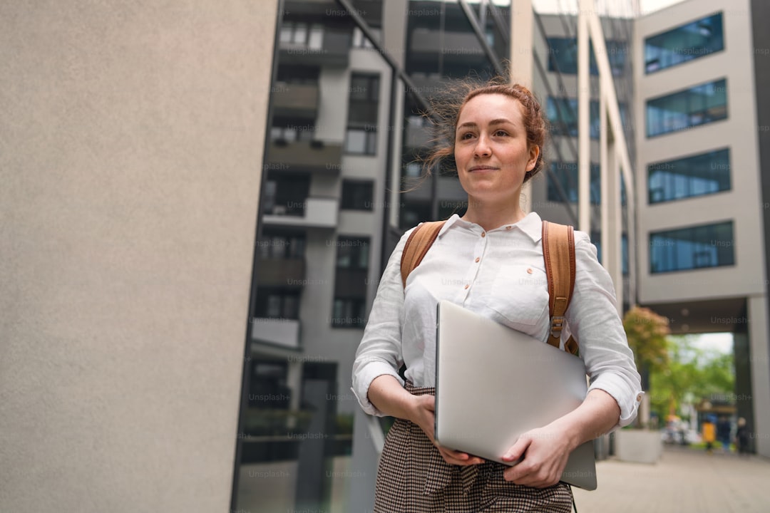 Empowering Students with Community Driven Course Materials